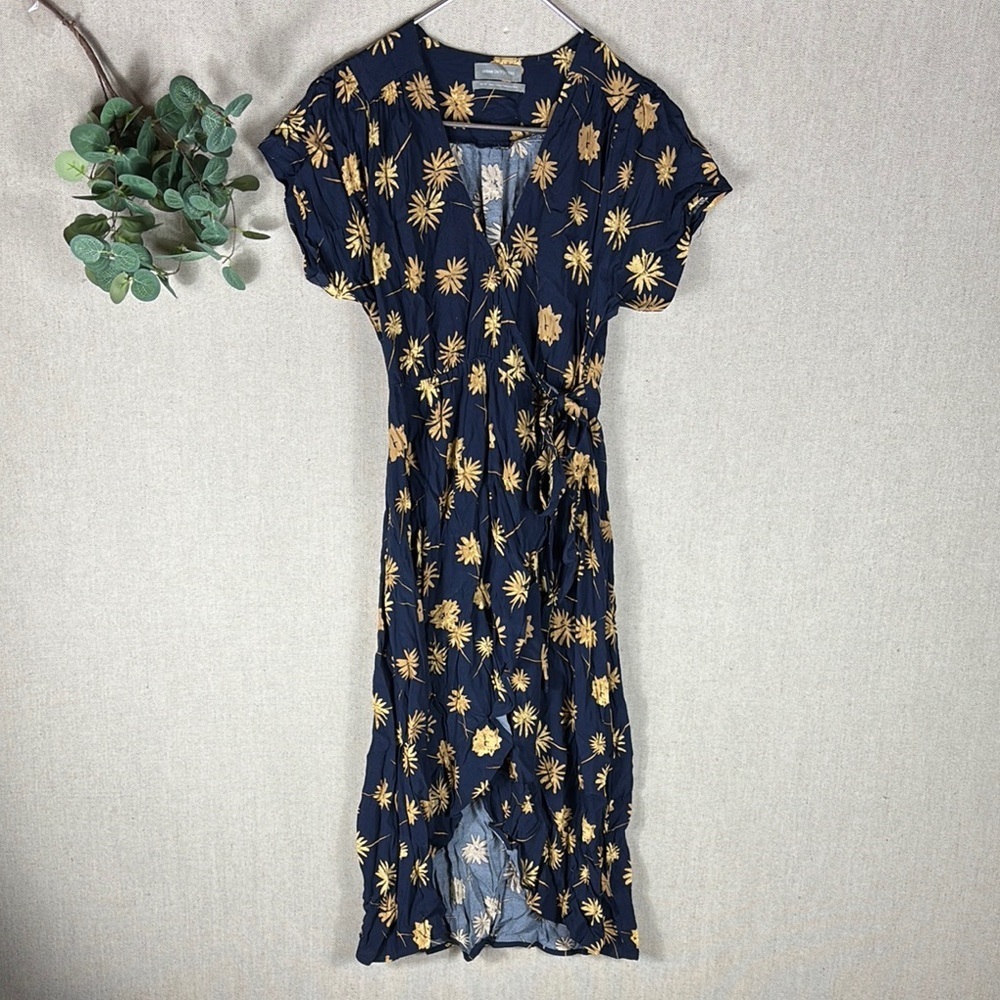 Urban Outfitters>  Floral Navy Short Sleeve Wrap Dress Extra Small